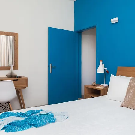 Anemi Blue Apt, Suitable Up To 4, Near The Beach!